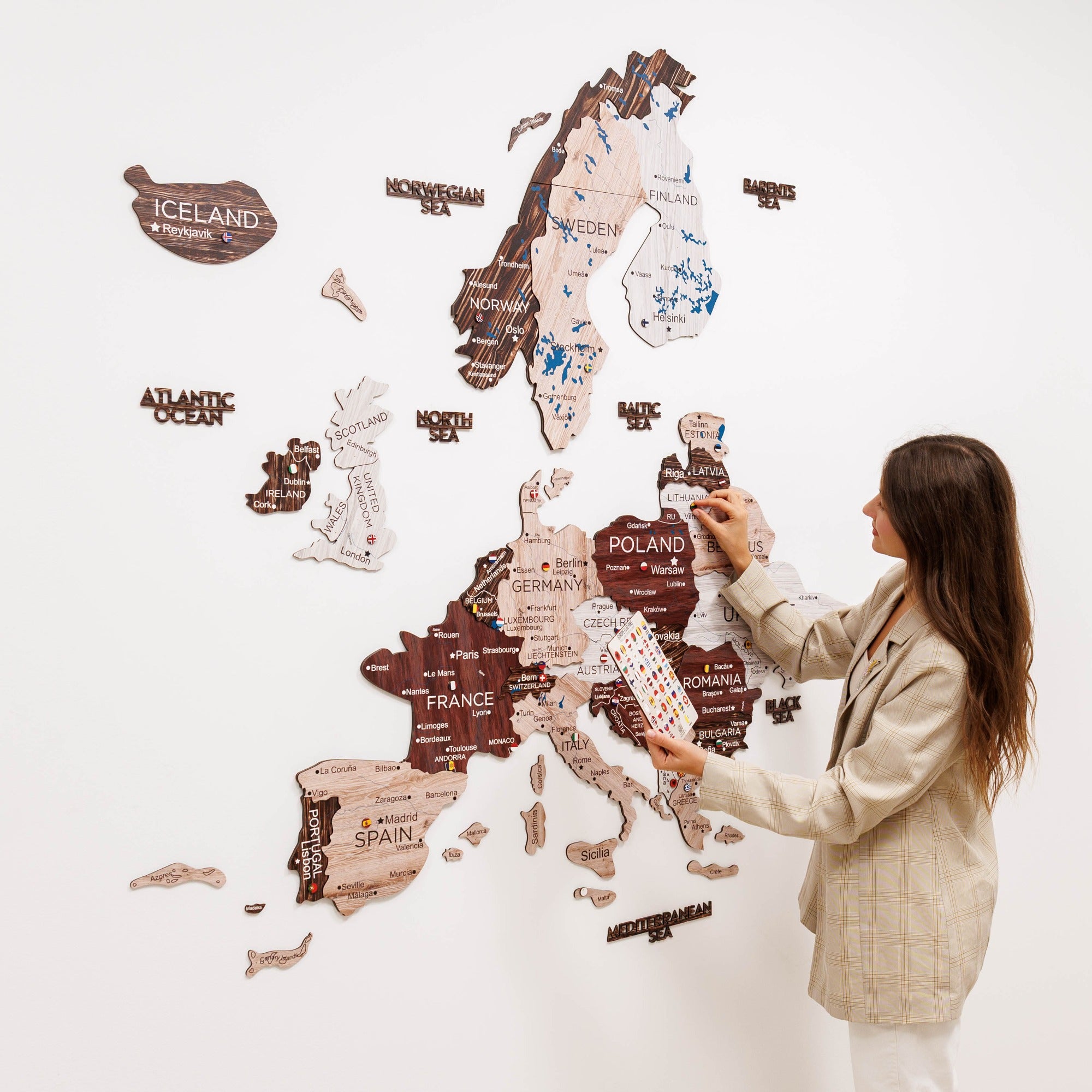 Mapa de Europa 3D de Madera Cappuccino