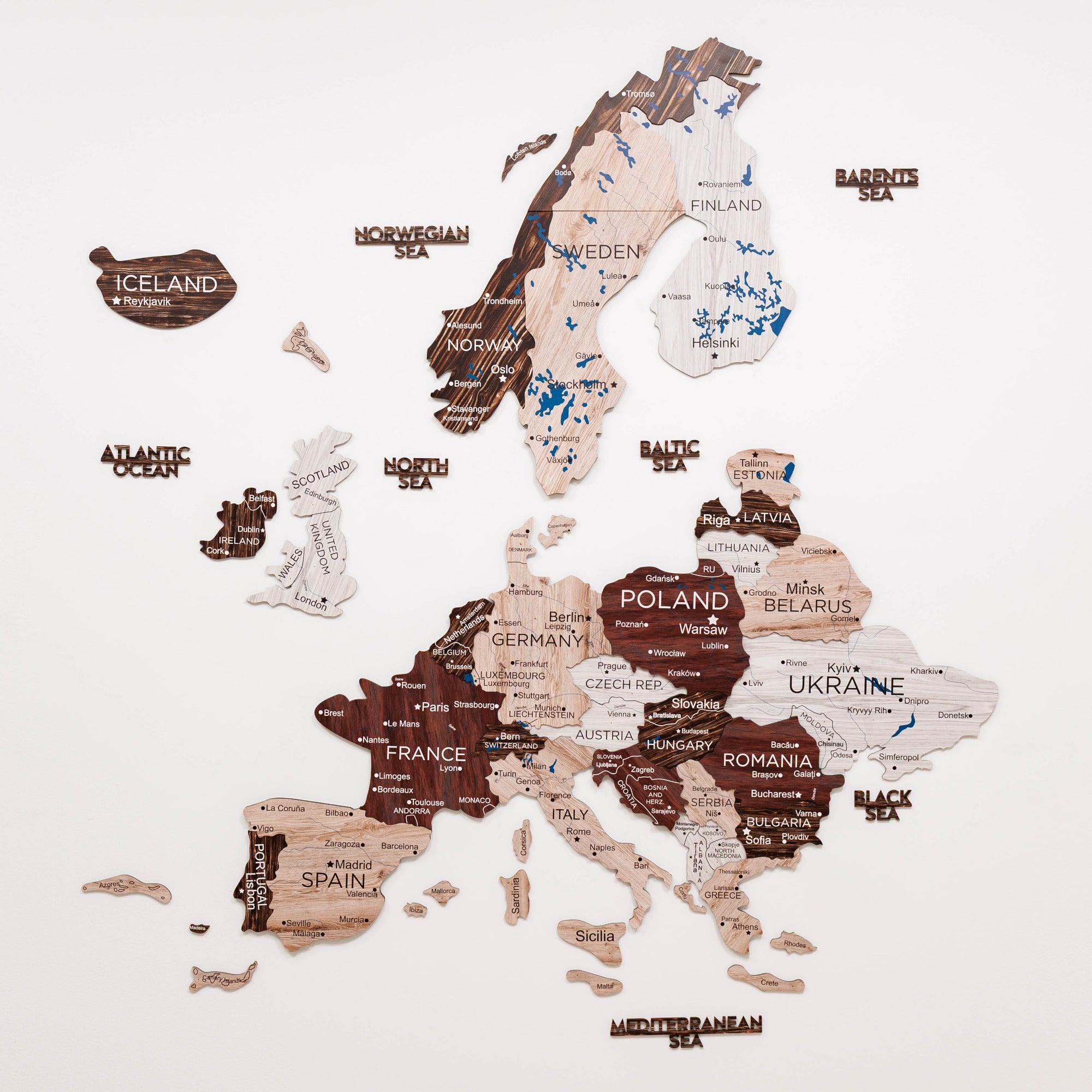 Mapa de Europa 3D de Madera Cappuccino
