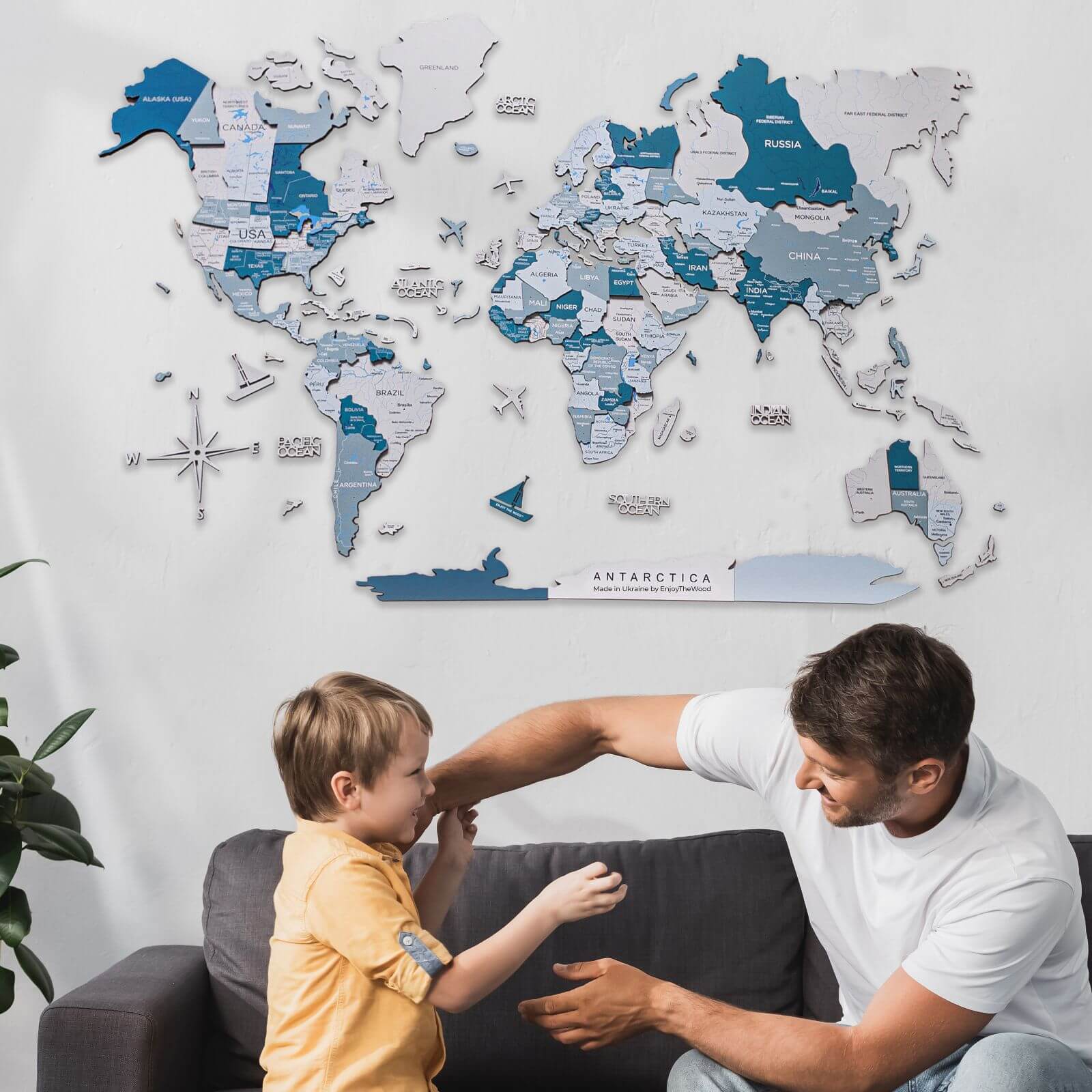 Mapa Mundial 3D de Madera Agua