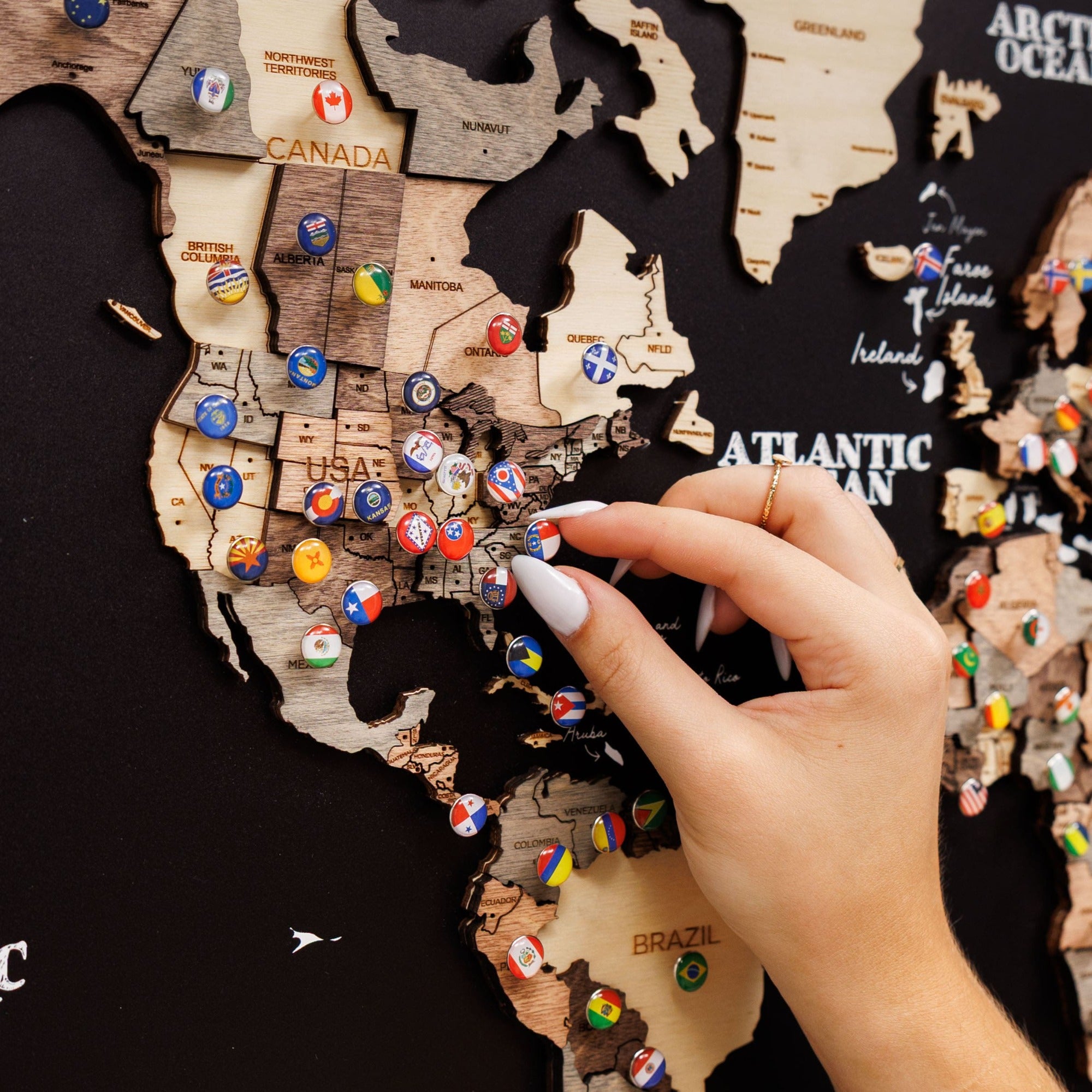 Mapamundi 3D de Madera Un Solo Panel Smokey