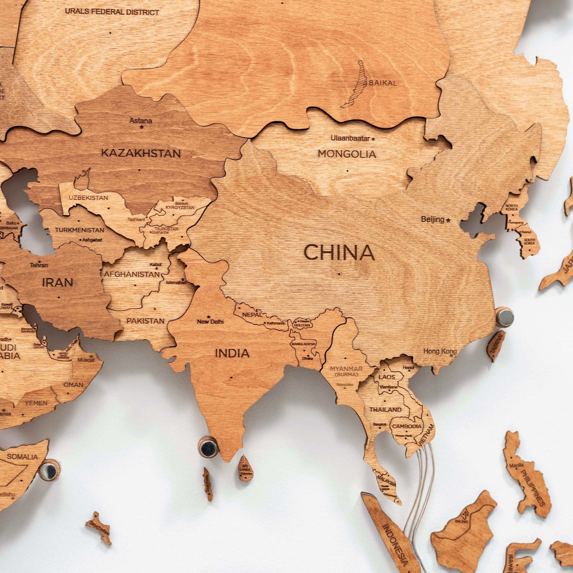 light wooden map oak