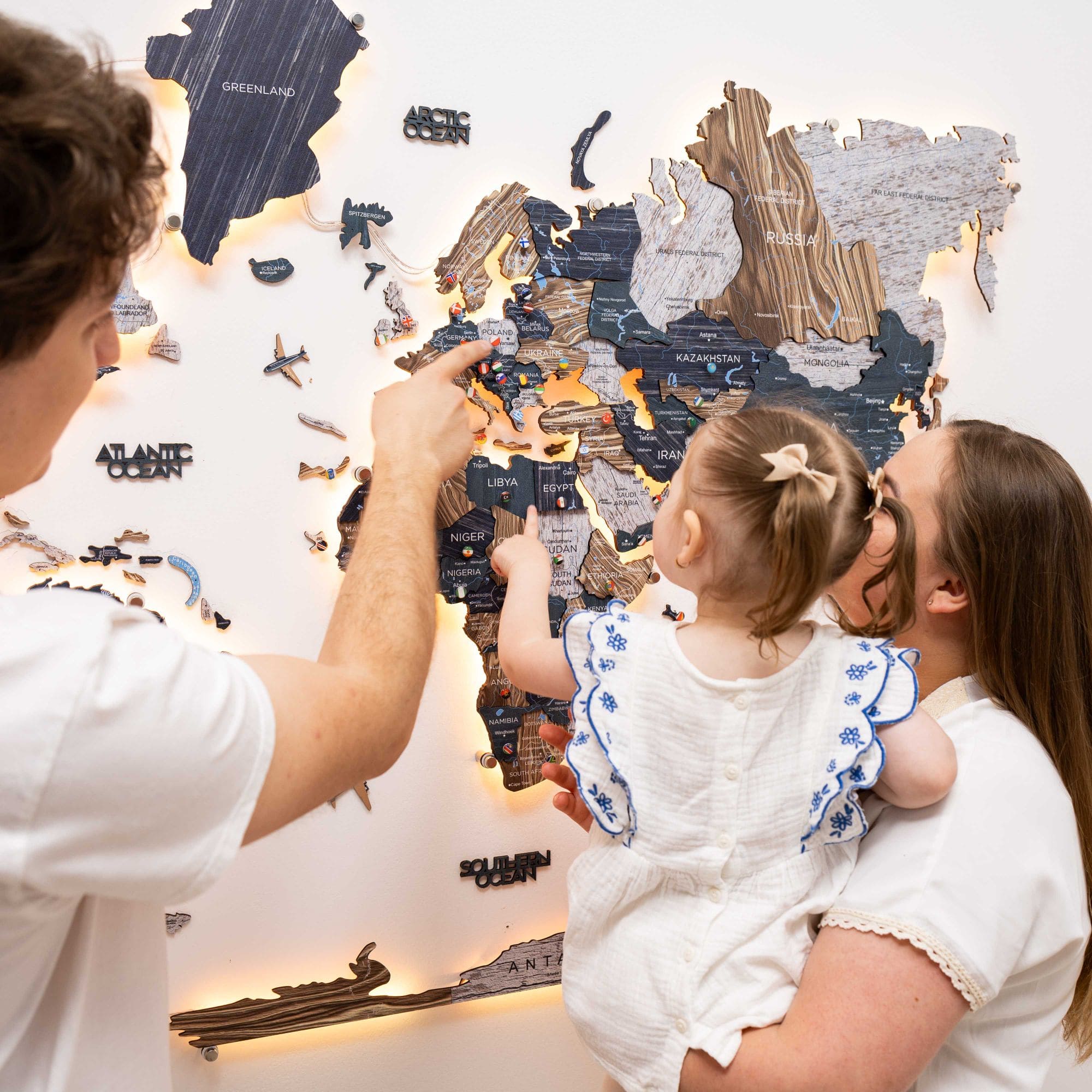 3D LED / LUMINOUS Wooden World Map 3.0 Mystery