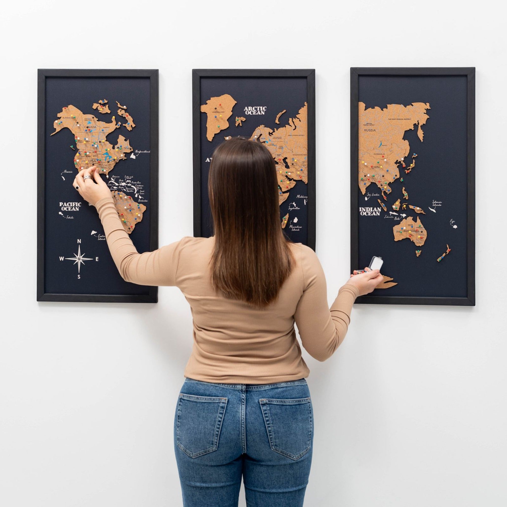 Mapamundi 3D de Madera Tríptico Negro