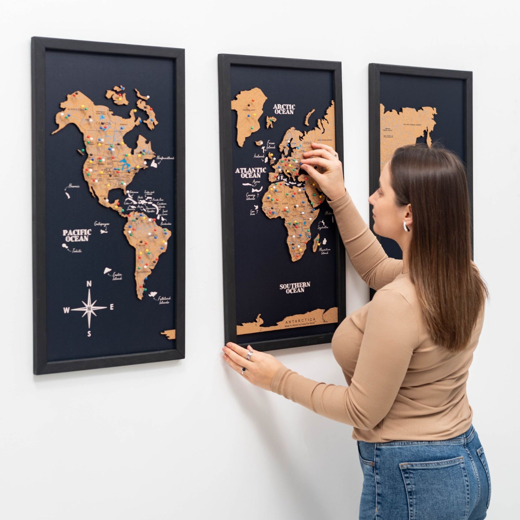 Mapamundi 3D de Madera Tríptico Negro