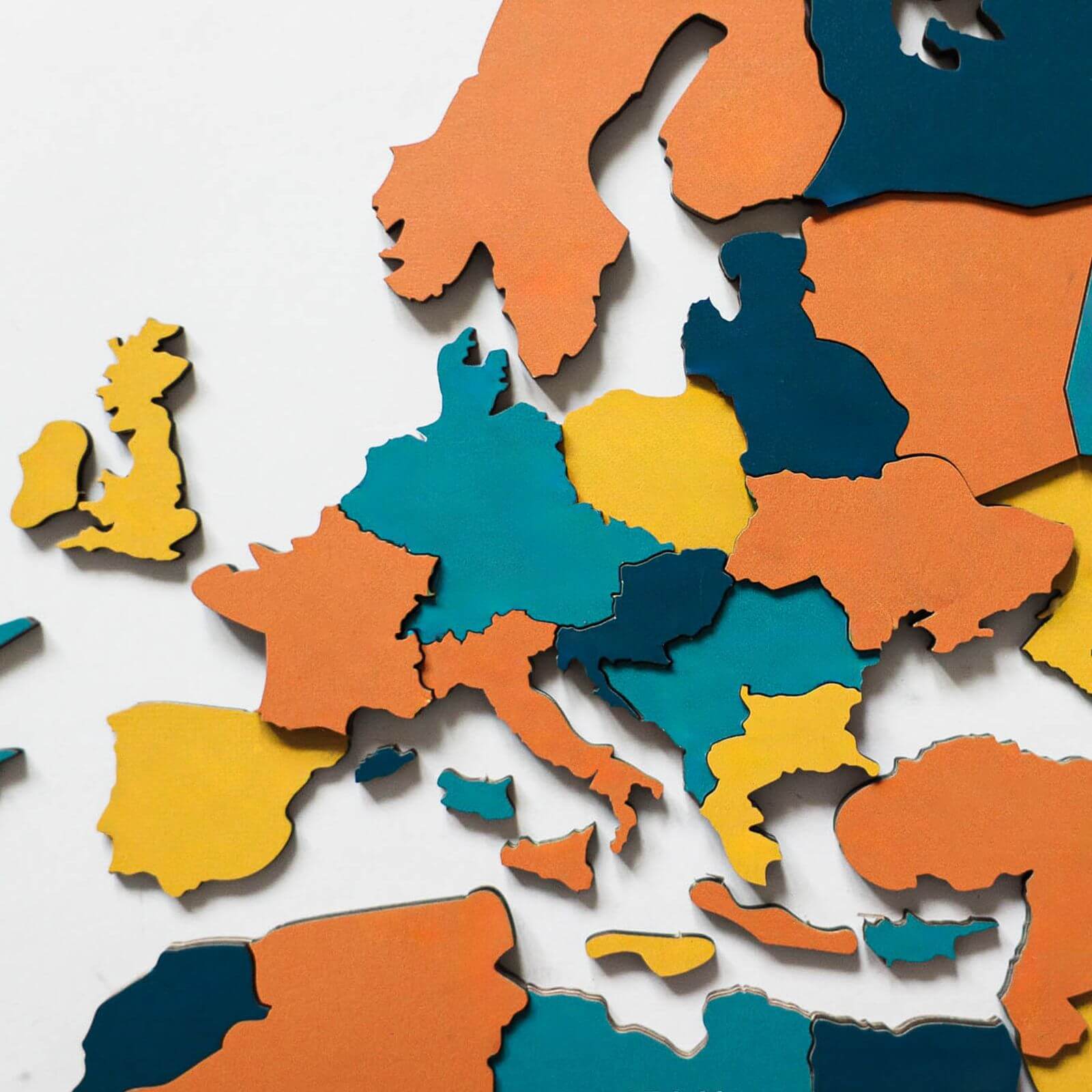 Mapa Mundial 3D Luminoso/Magnético y Colorido de Madera Indie