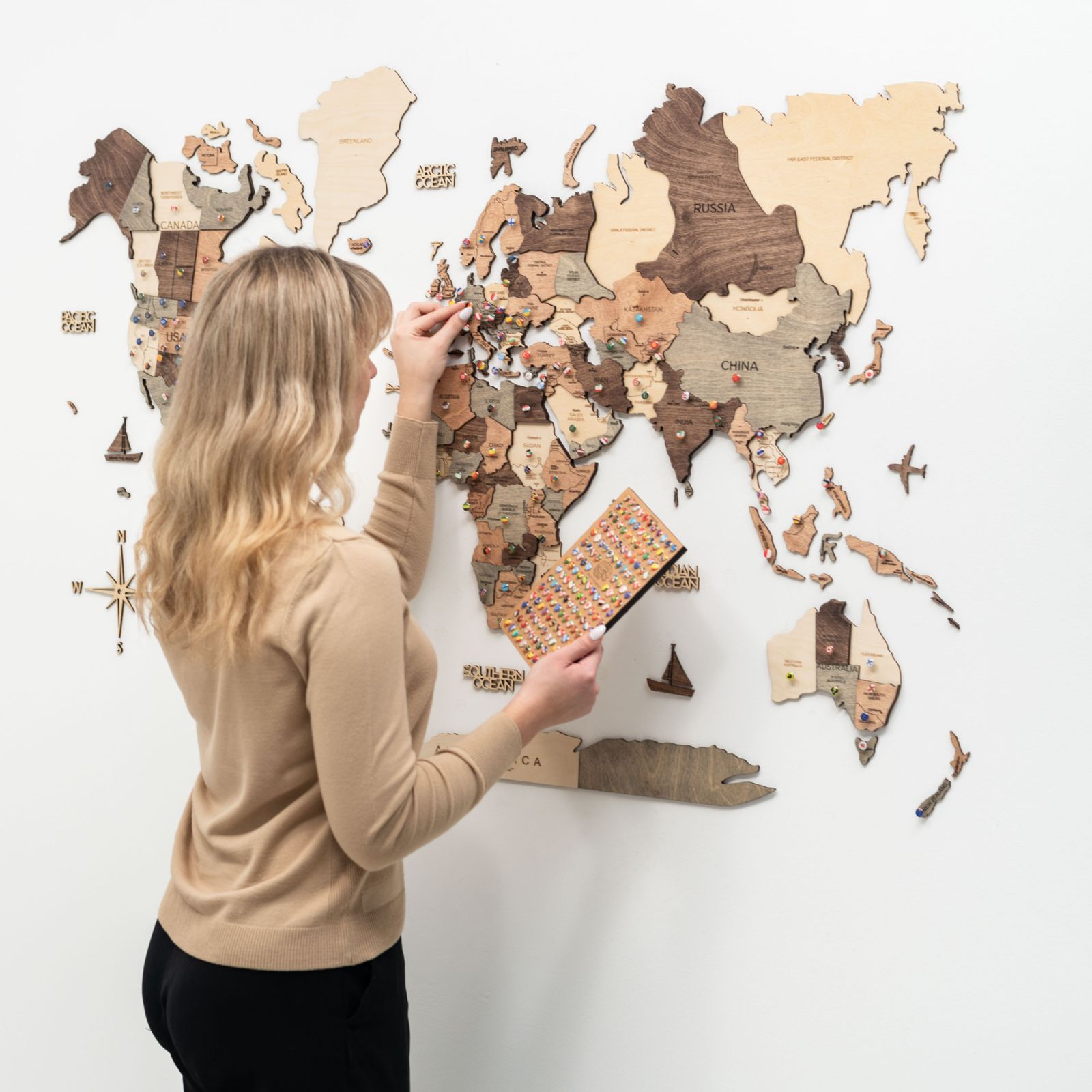 Mapa Mundi 3D de Madera Smokey