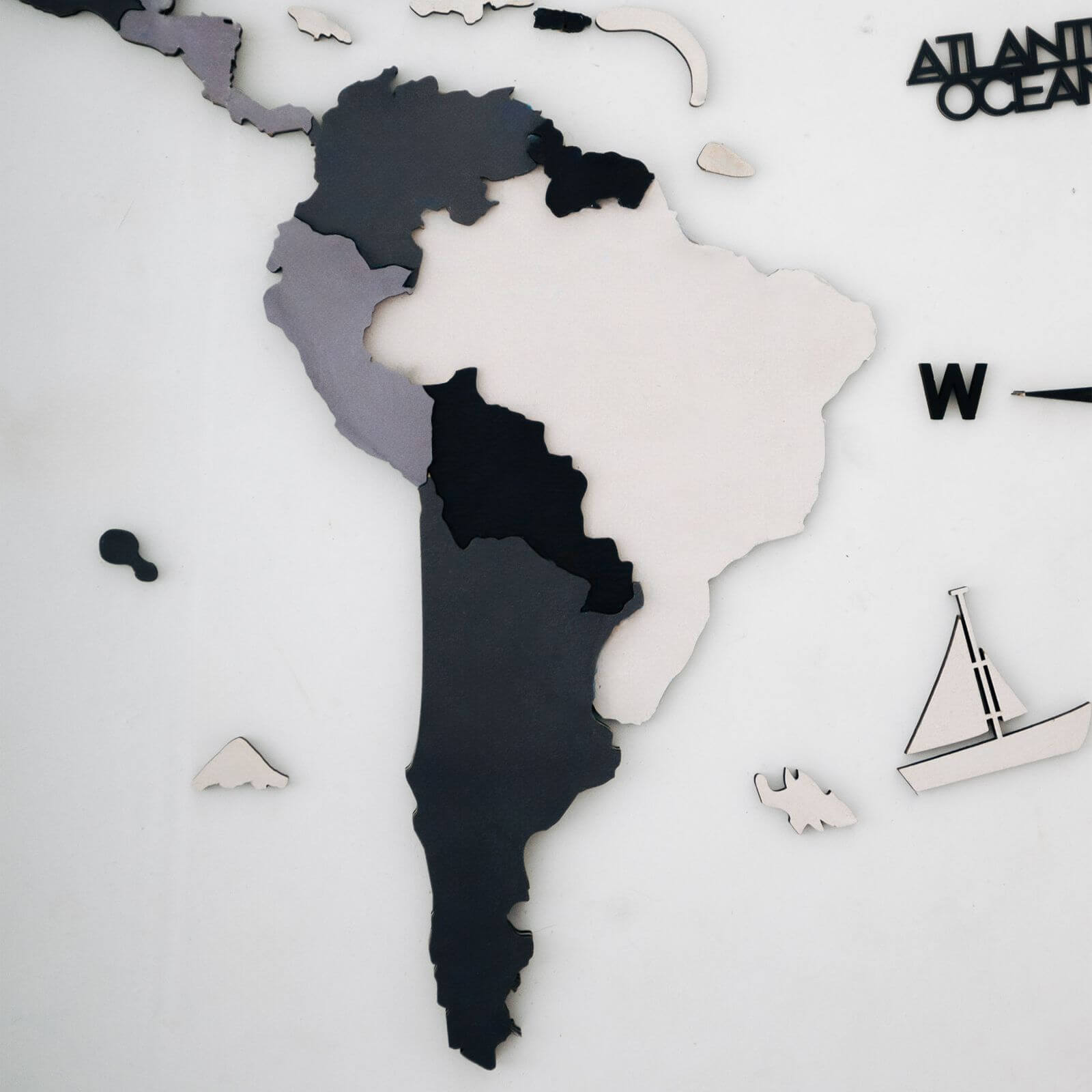 Mapa Mundial 3D Luminoso/Magnético y Colorido de Madera Nordik